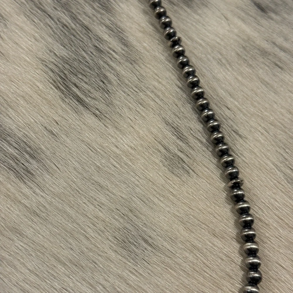 Native American Sterling Silver Graduated 5mm Navajo Pearl Saucer Necklace 18”
